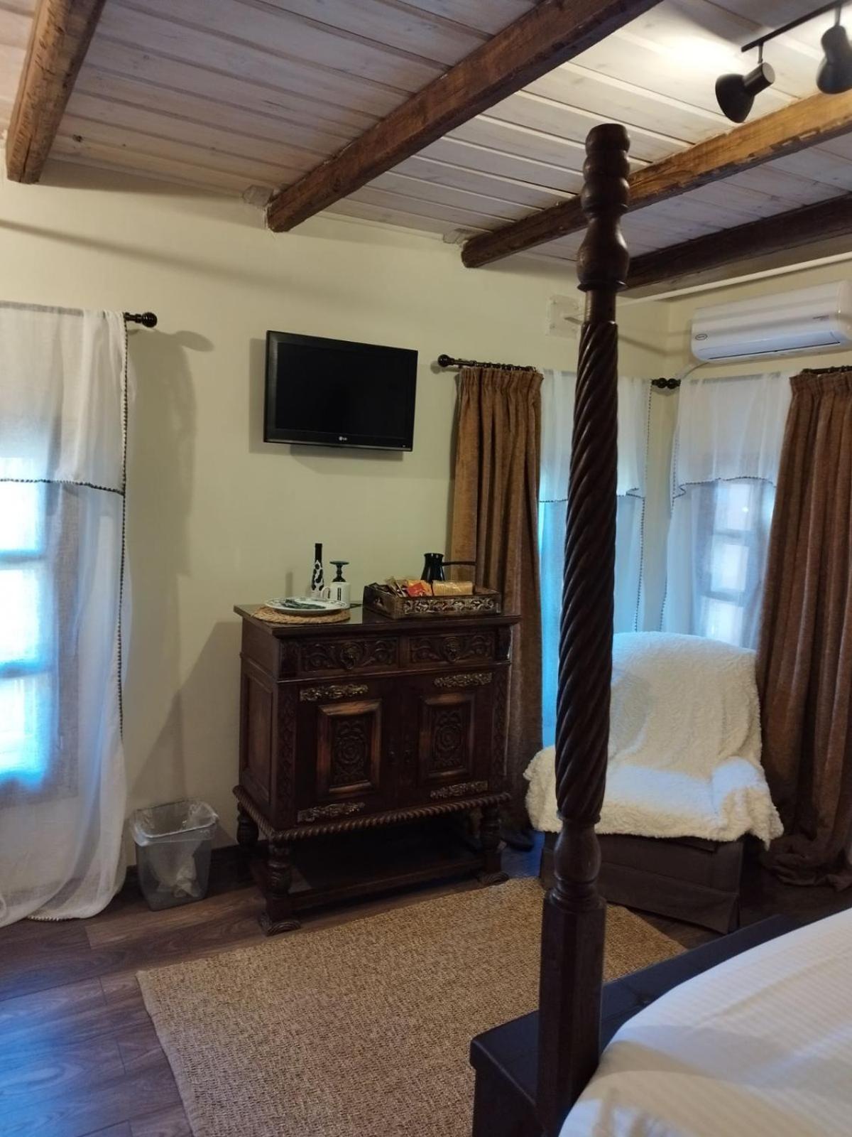 Theopetra Home Chambre photo