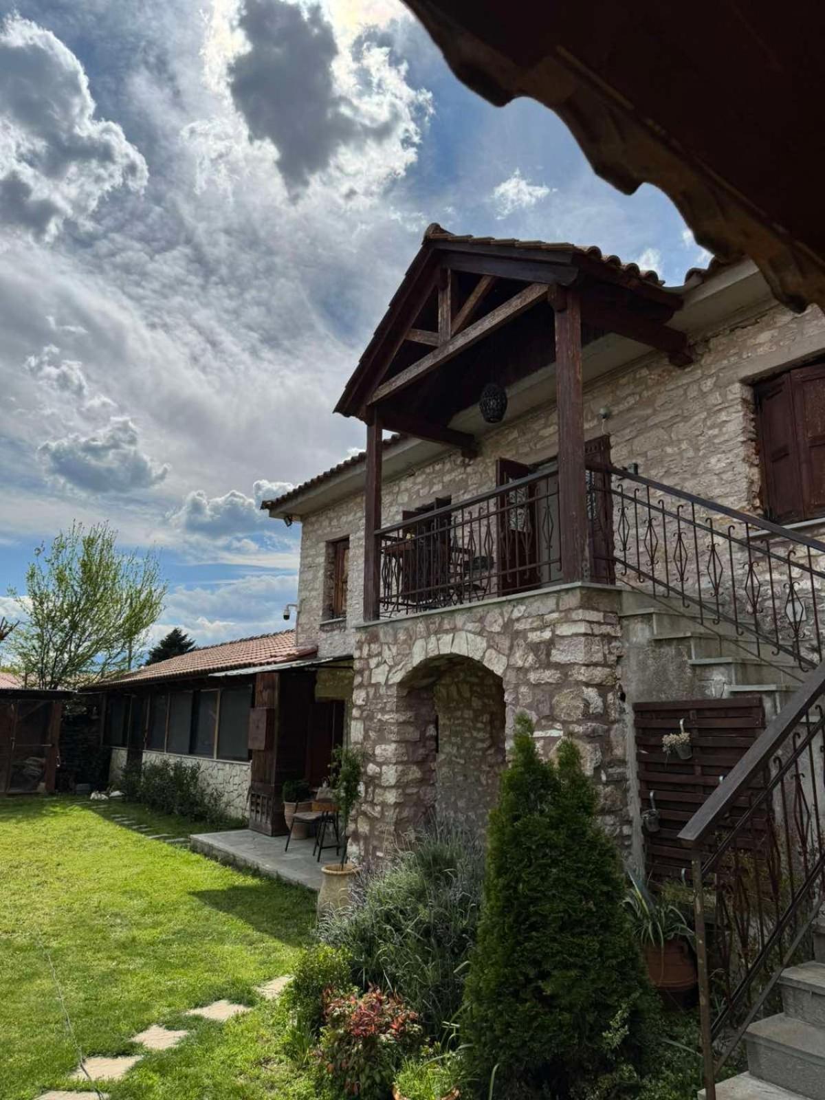 Theopetra Home Extérieur photo